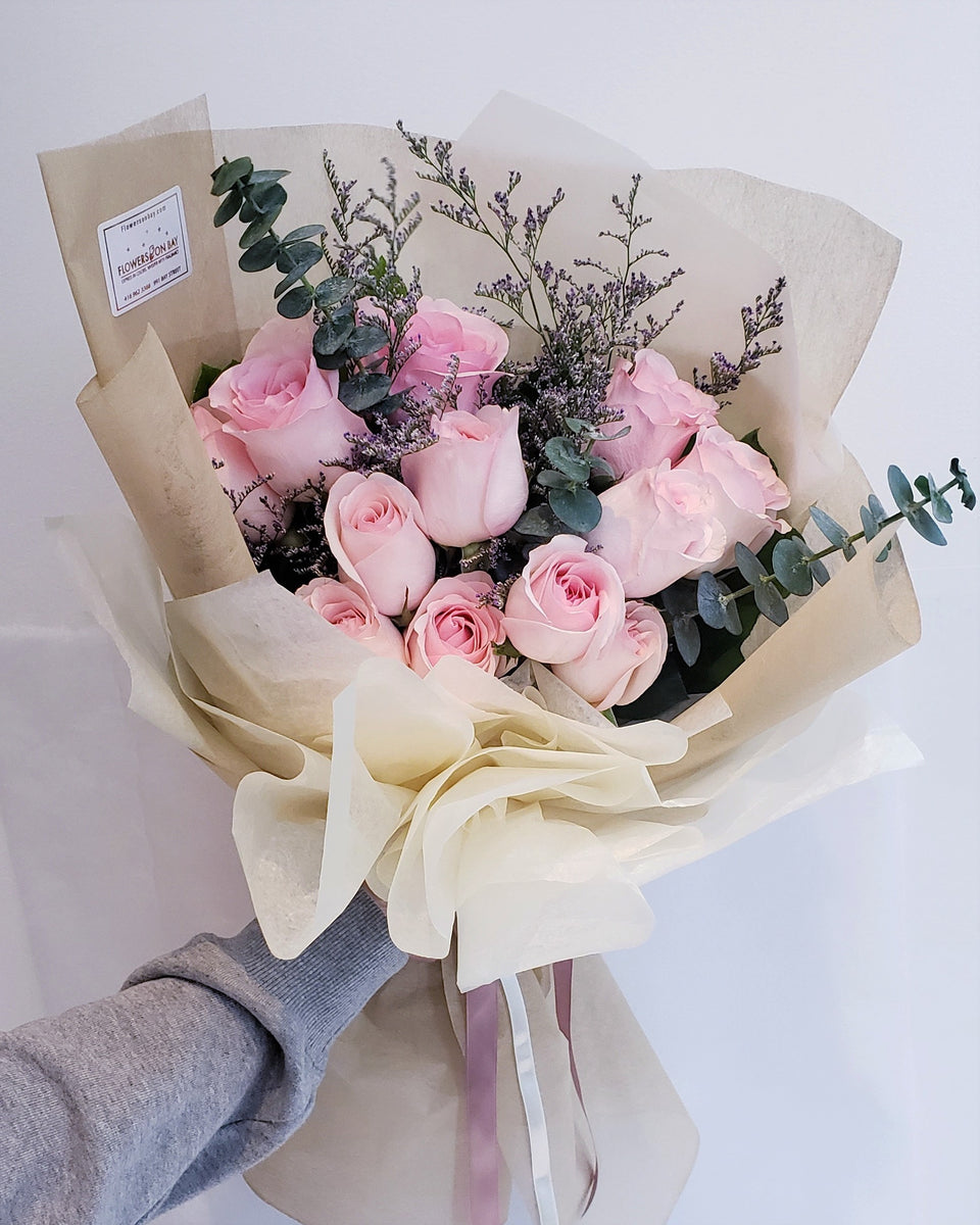 Ashley Flowers On Bay